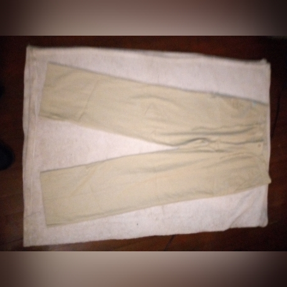 "STEVE HARVEY" LINEN, KHAKI'S, PLEATED SLACKS - Picture 10 of 13